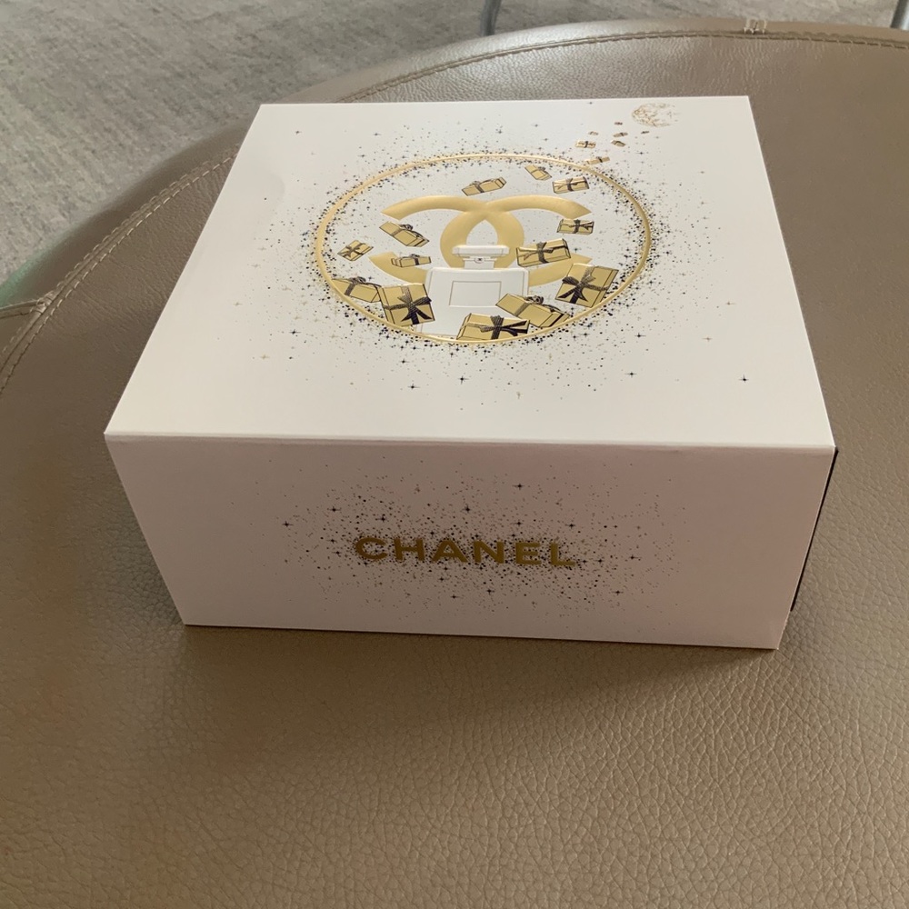 Chanel Holiday 2023  Gift Box White Gold